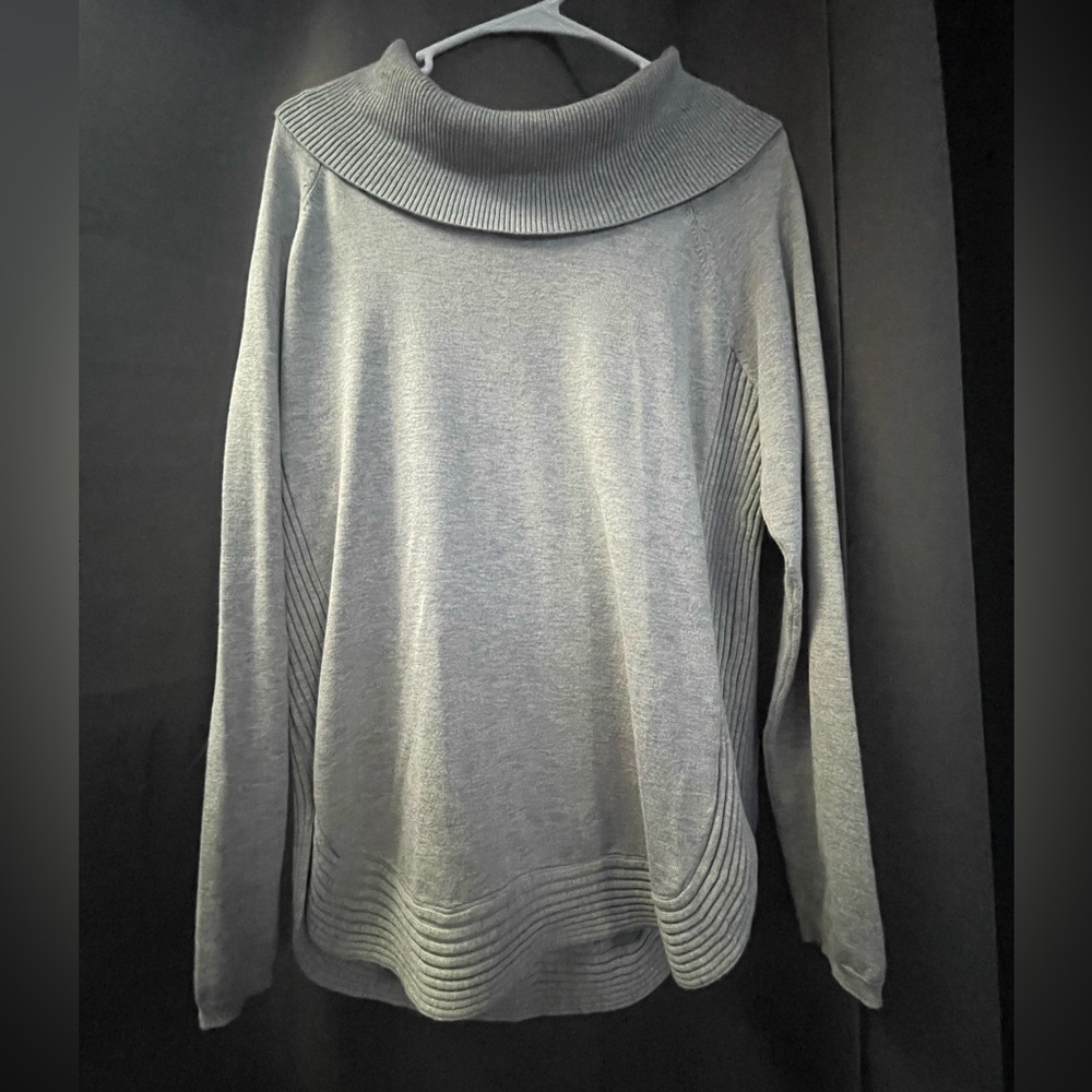Chic Lety @ Me Gray Cowl Neck Women's Sweater